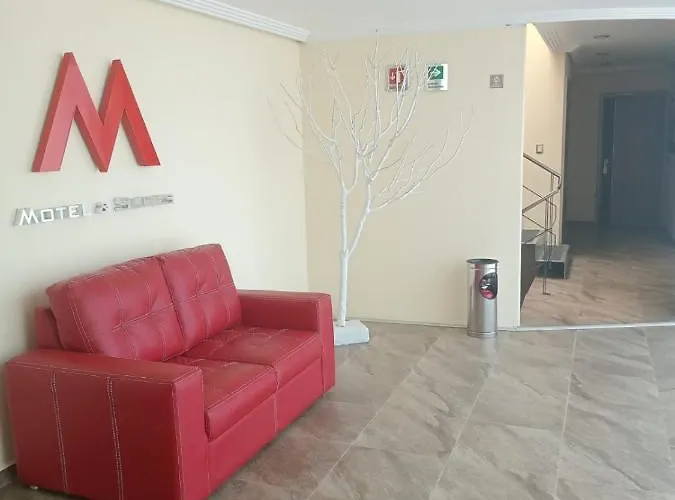 Hotel M Elite Rojo 3*